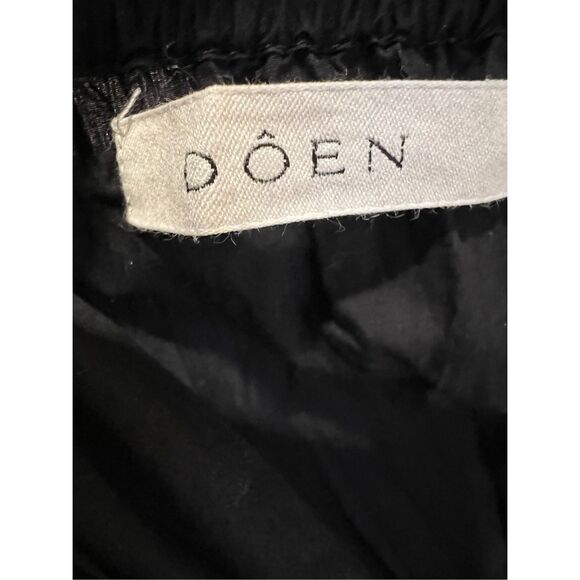 Doen Women's Black Puff Sleeve Ruffle Smocked Ischia Poplin Dress Large NWOT - Picture 13 of 16